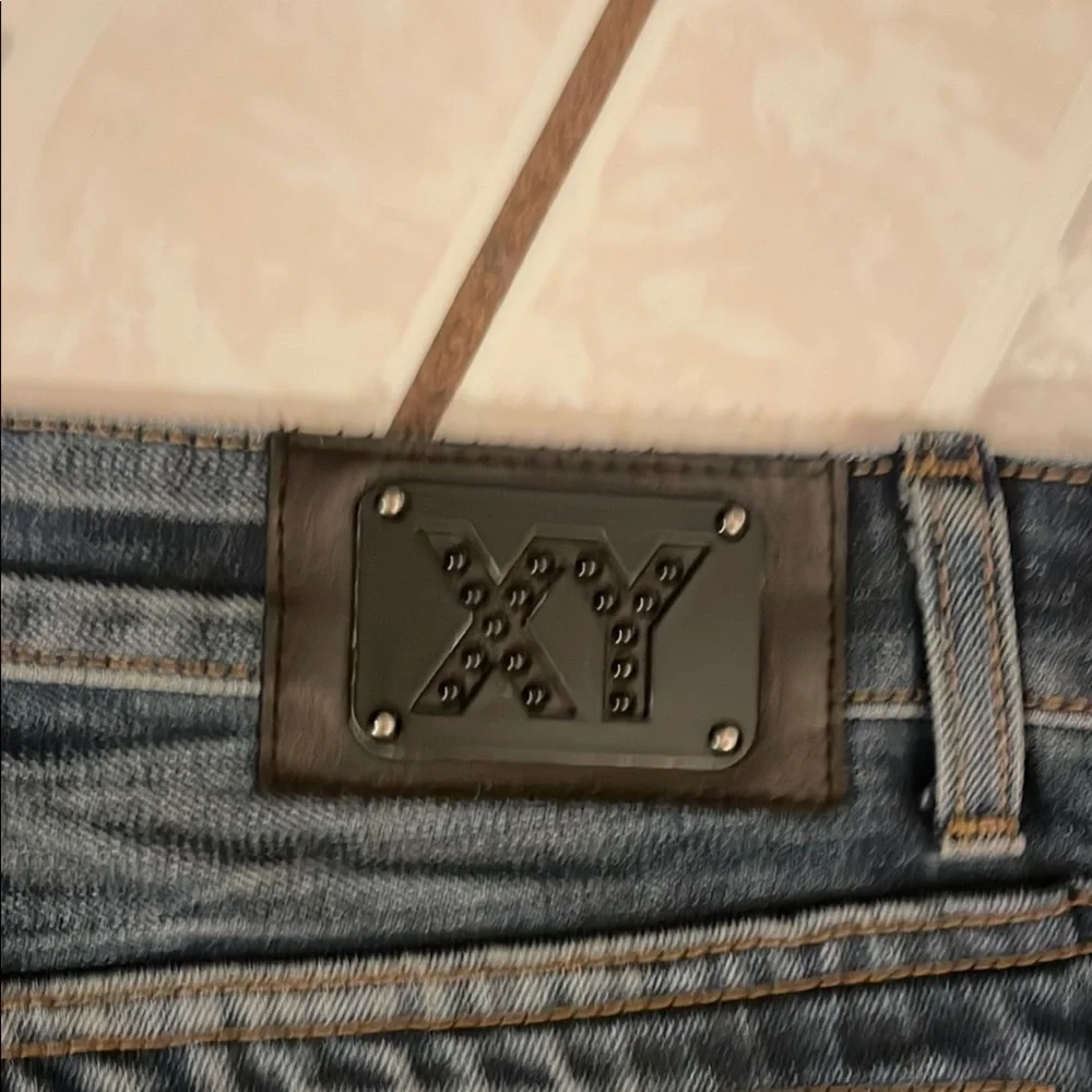 XY XRAY Blue Straight-Leg Jeans with Vintage Fading